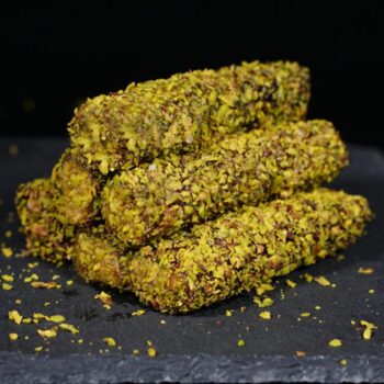 antep-fistik-kaplamali-findikli-balli-rulo-sarma